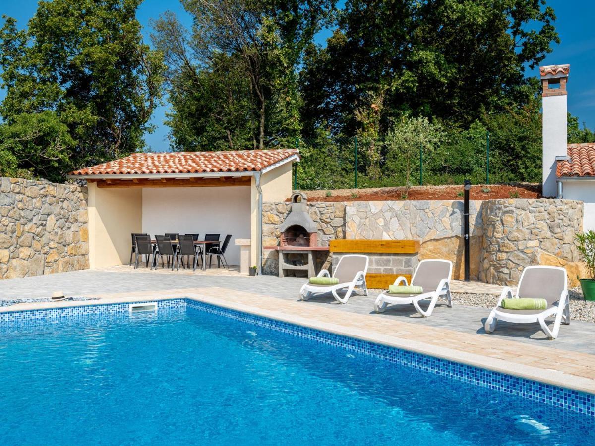 Tranquil Holiday Home In Labin With Private Swimming Pool エクステリア 写真