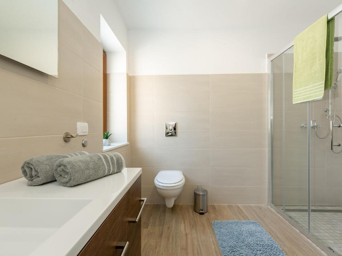 Tranquil Holiday Home In Labin With Private Swimming Pool エクステリア 写真